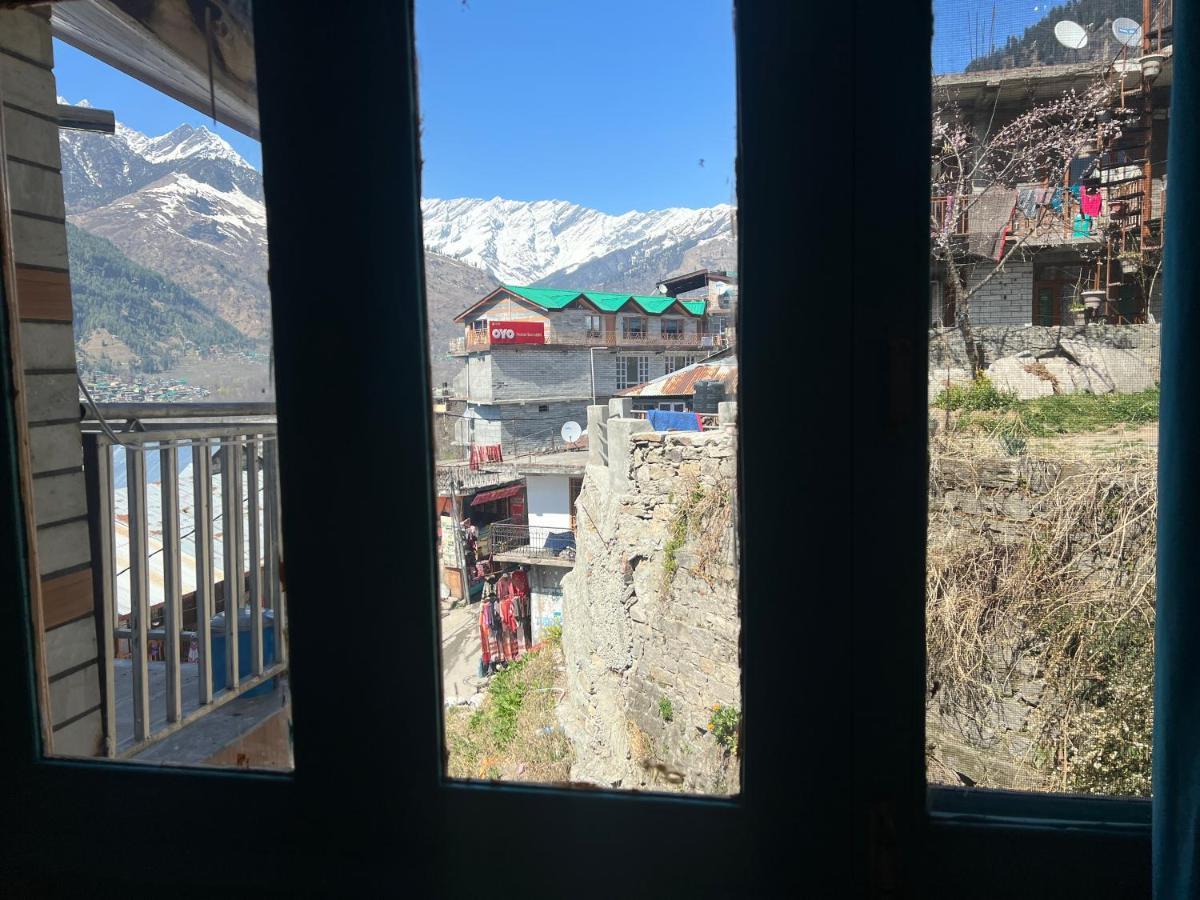 The Vagabond Manali 호스텔 외부 사진