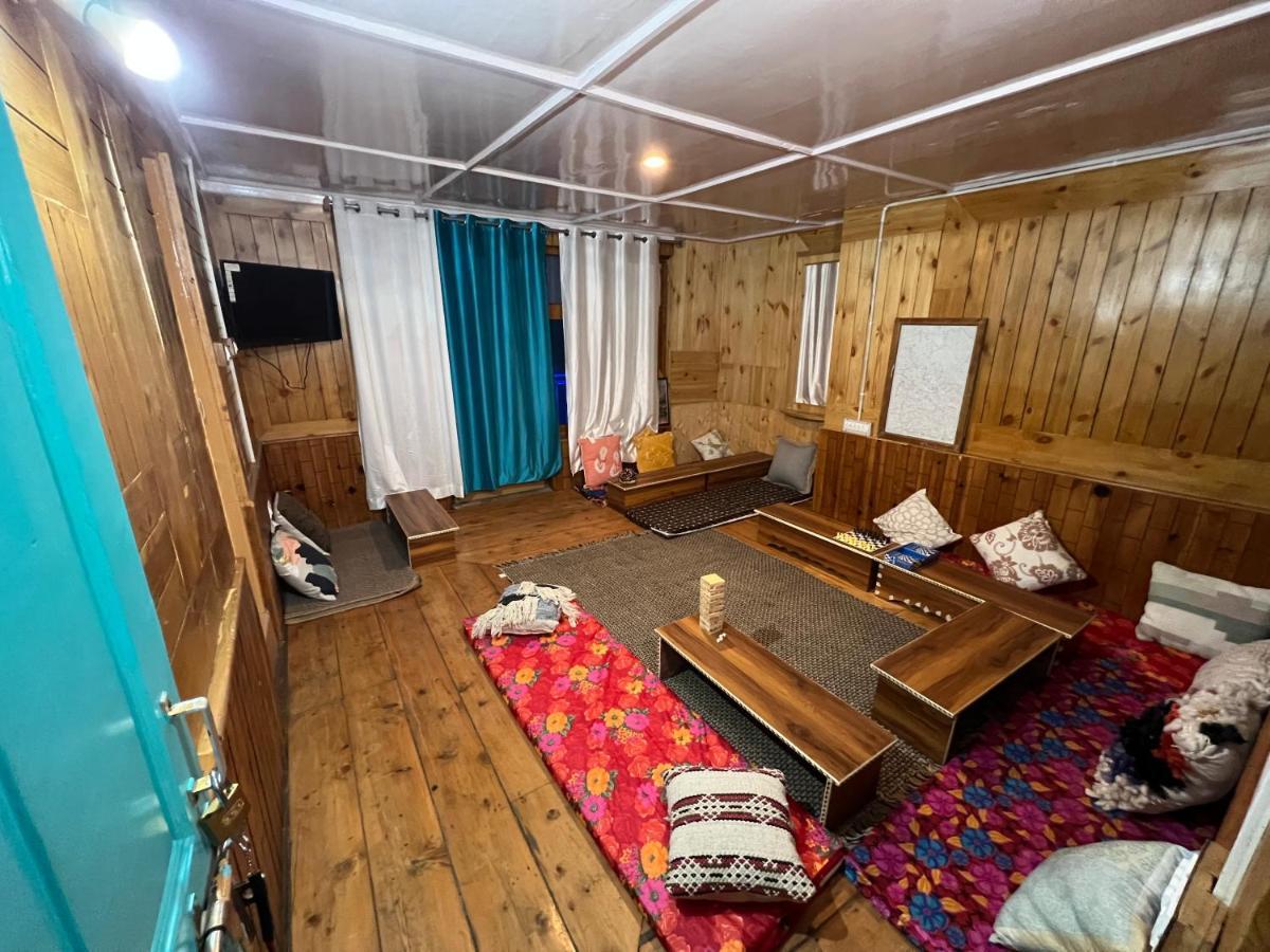 The Vagabond Manali 호스텔 외부 사진